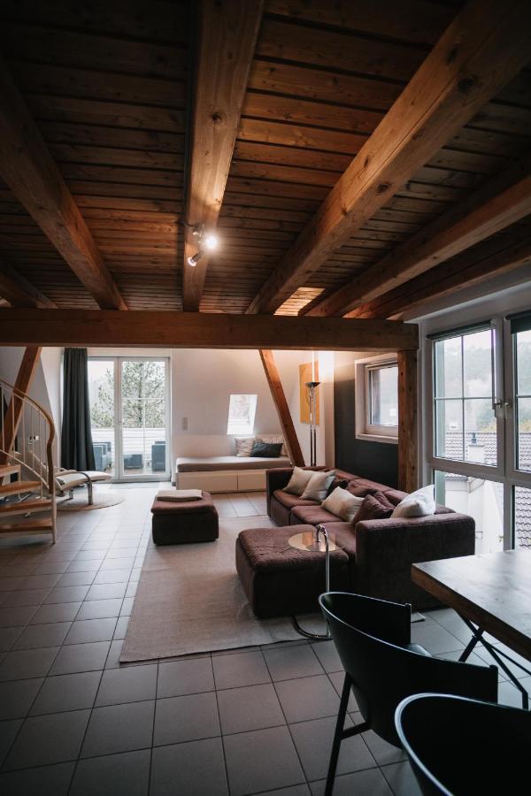 Eigenes Maisonettehaus In Idyllischer Lage Mit Balkon, Nahe Messe, 24H Self-Check In, Gratis Parken Σβάμπαχ Εξωτερικό φωτογραφία