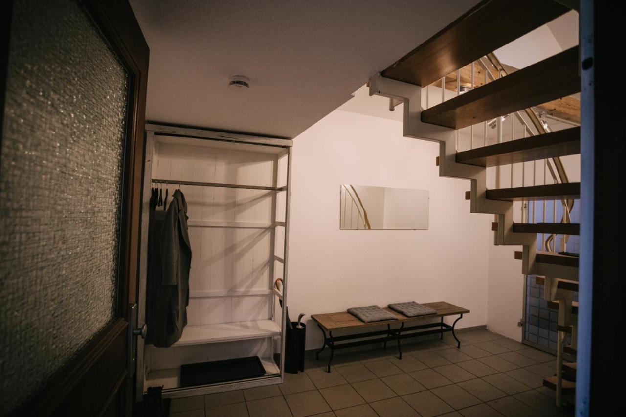 Eigenes Maisonettehaus In Idyllischer Lage Mit Balkon, Nahe Messe, 24H Self-Check In, Gratis Parken Σβάμπαχ Εξωτερικό φωτογραφία