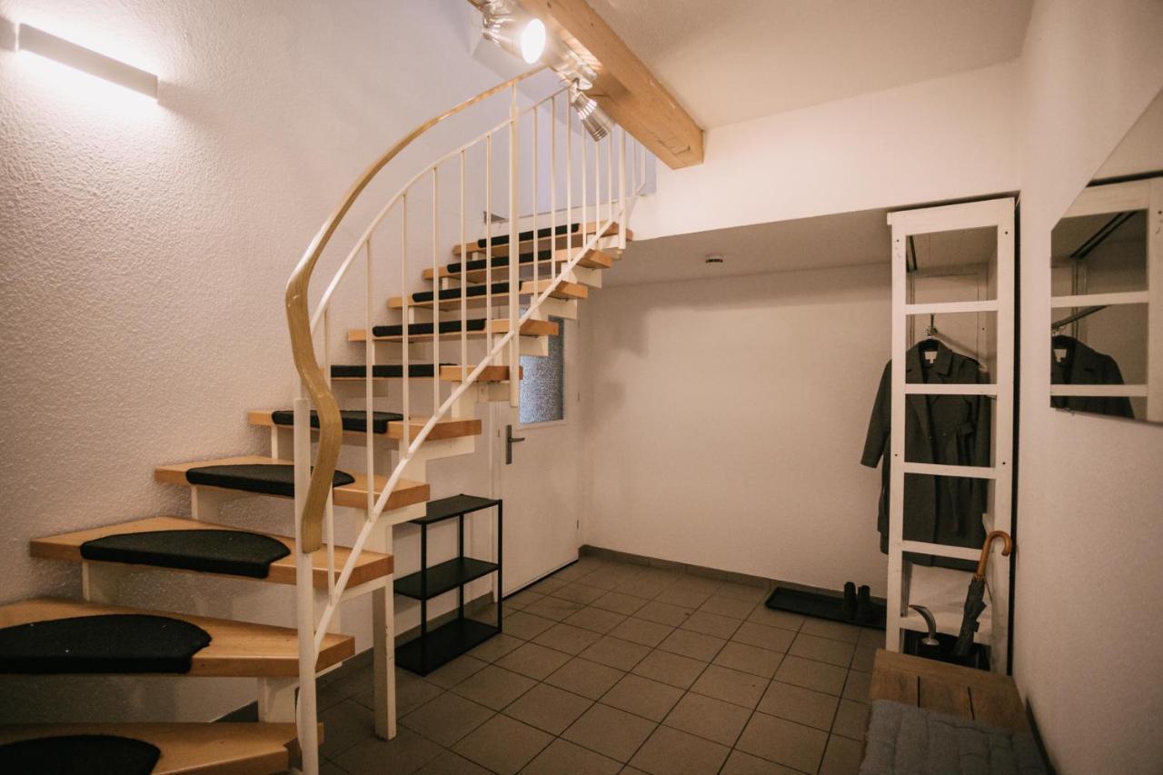 Eigenes Maisonettehaus In Idyllischer Lage Mit Balkon, Nahe Messe, 24H Self-Check In, Gratis Parken Σβάμπαχ Εξωτερικό φωτογραφία