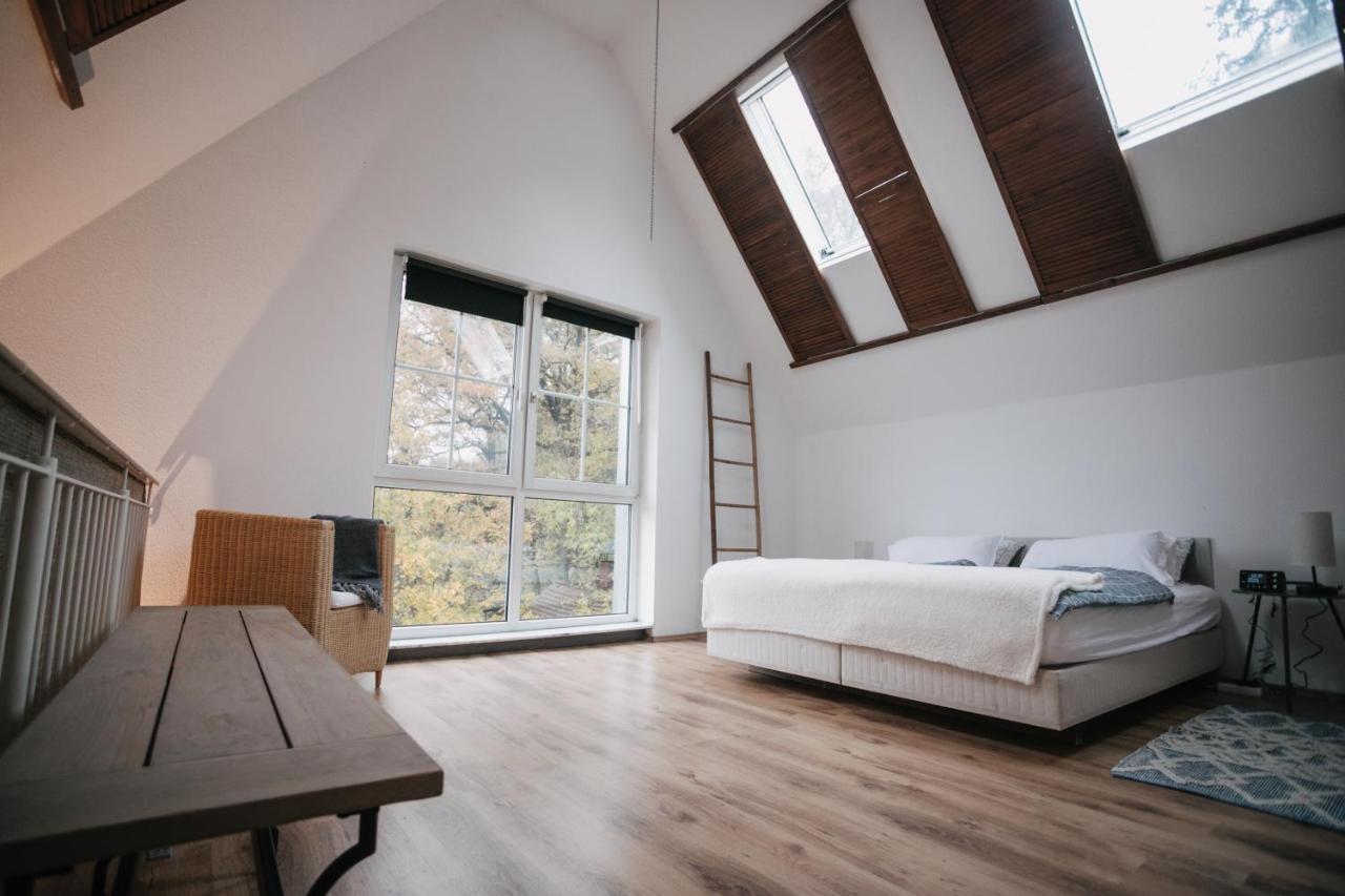Eigenes Maisonettehaus In Idyllischer Lage Mit Balkon, Nahe Messe, 24H Self-Check In, Gratis Parken Σβάμπαχ Εξωτερικό φωτογραφία