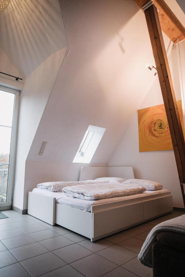 Eigenes Maisonettehaus In Idyllischer Lage Mit Balkon, Nahe Messe, 24H Self-Check In, Gratis Parken Σβάμπαχ Εξωτερικό φωτογραφία