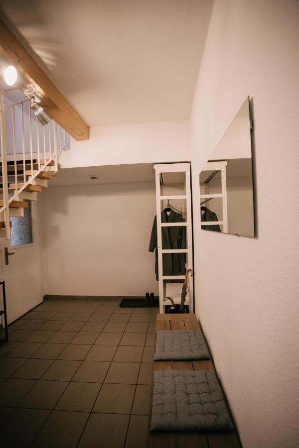 Eigenes Maisonettehaus In Idyllischer Lage Mit Balkon, Nahe Messe, 24H Self-Check In, Gratis Parken Σβάμπαχ Εξωτερικό φωτογραφία