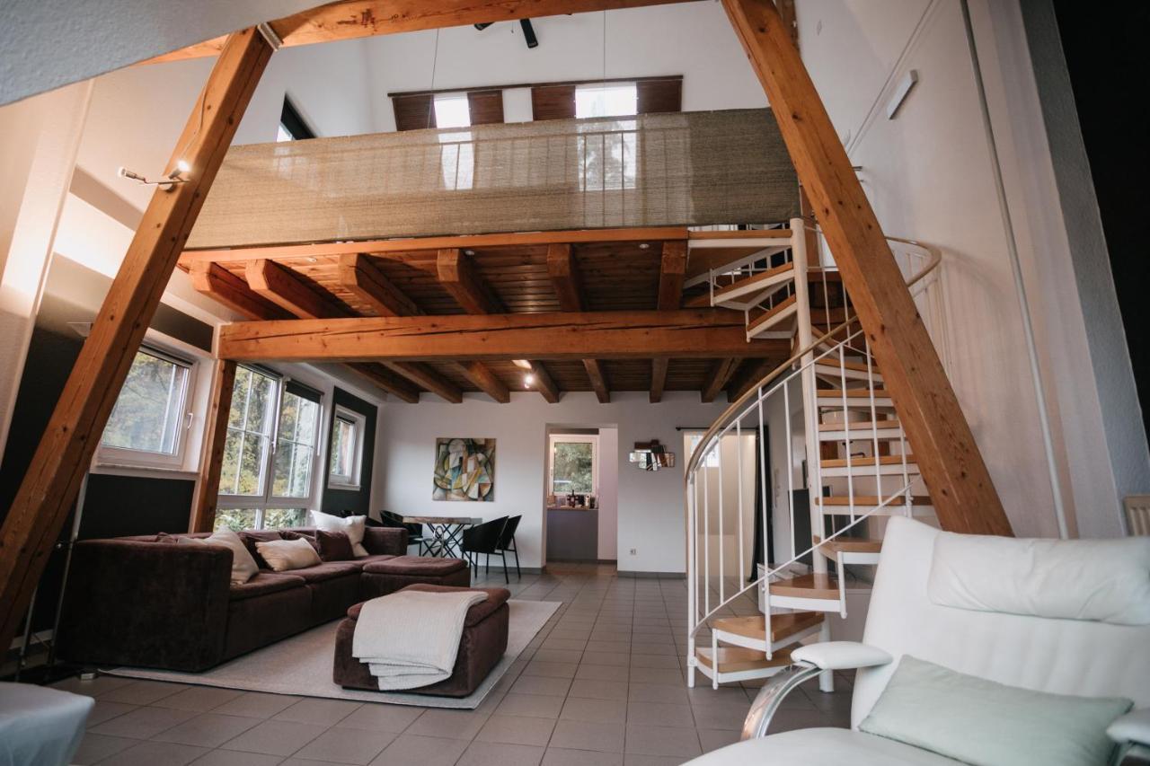 Eigenes Maisonettehaus In Idyllischer Lage Mit Balkon, Nahe Messe, 24H Self-Check In, Gratis Parken Σβάμπαχ Εξωτερικό φωτογραφία