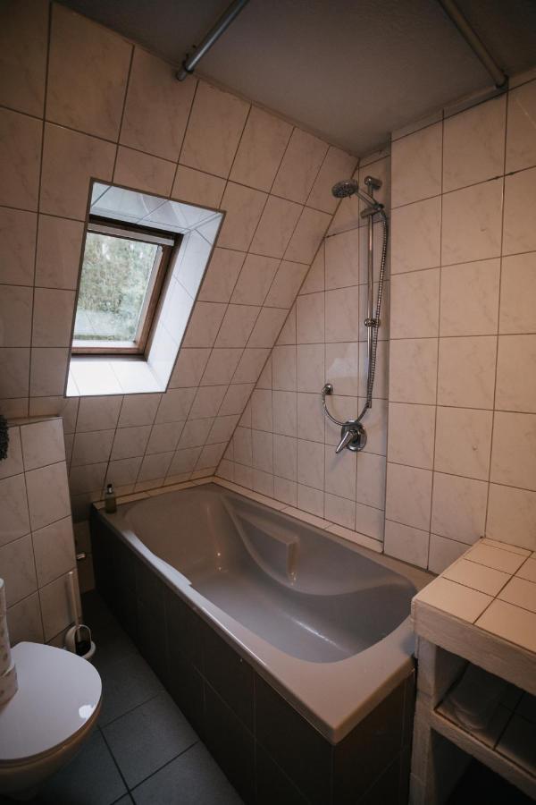 Eigenes Maisonettehaus In Idyllischer Lage Mit Balkon, Nahe Messe, 24H Self-Check In, Gratis Parken Σβάμπαχ Εξωτερικό φωτογραφία