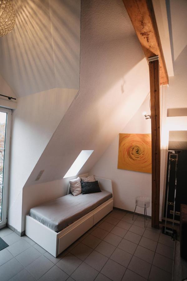 Eigenes Maisonettehaus In Idyllischer Lage Mit Balkon, Nahe Messe, 24H Self-Check In, Gratis Parken Σβάμπαχ Εξωτερικό φωτογραφία