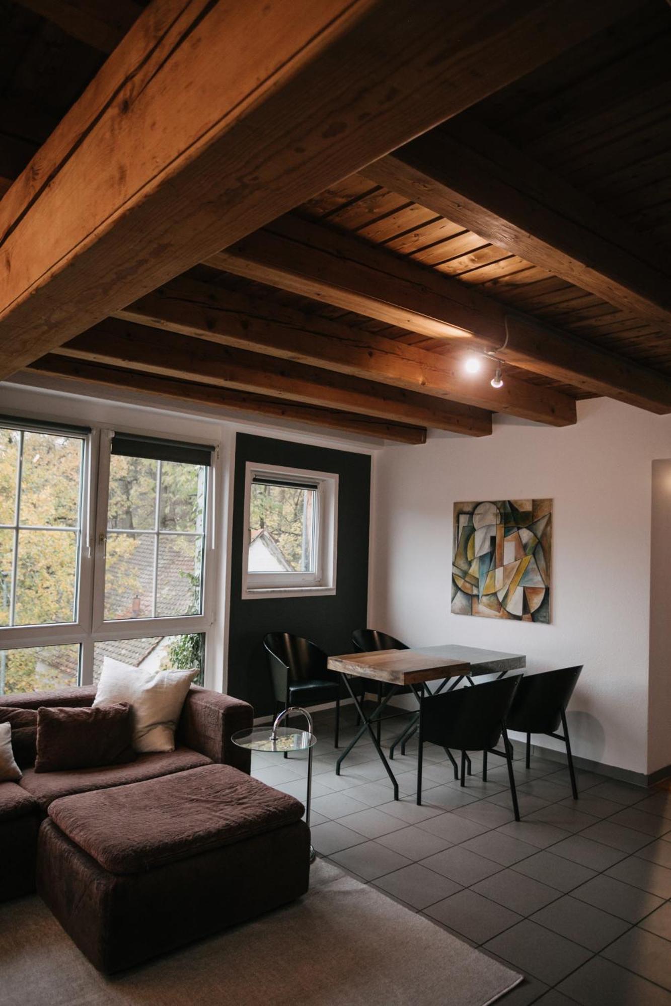 Eigenes Maisonettehaus In Idyllischer Lage Mit Balkon, Nahe Messe, 24H Self-Check In, Gratis Parken Σβάμπαχ Εξωτερικό φωτογραφία